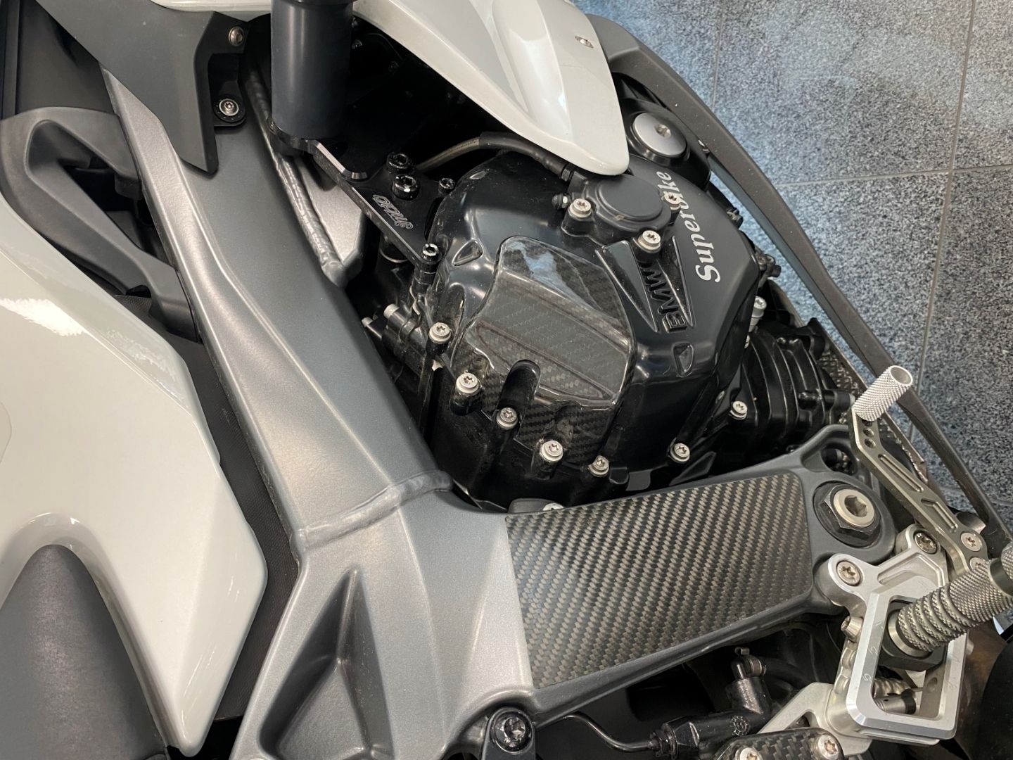 Fahrzeugabbildung BMW K 1300 S R GT Carbon AC Schnitzer Superbike Lenk