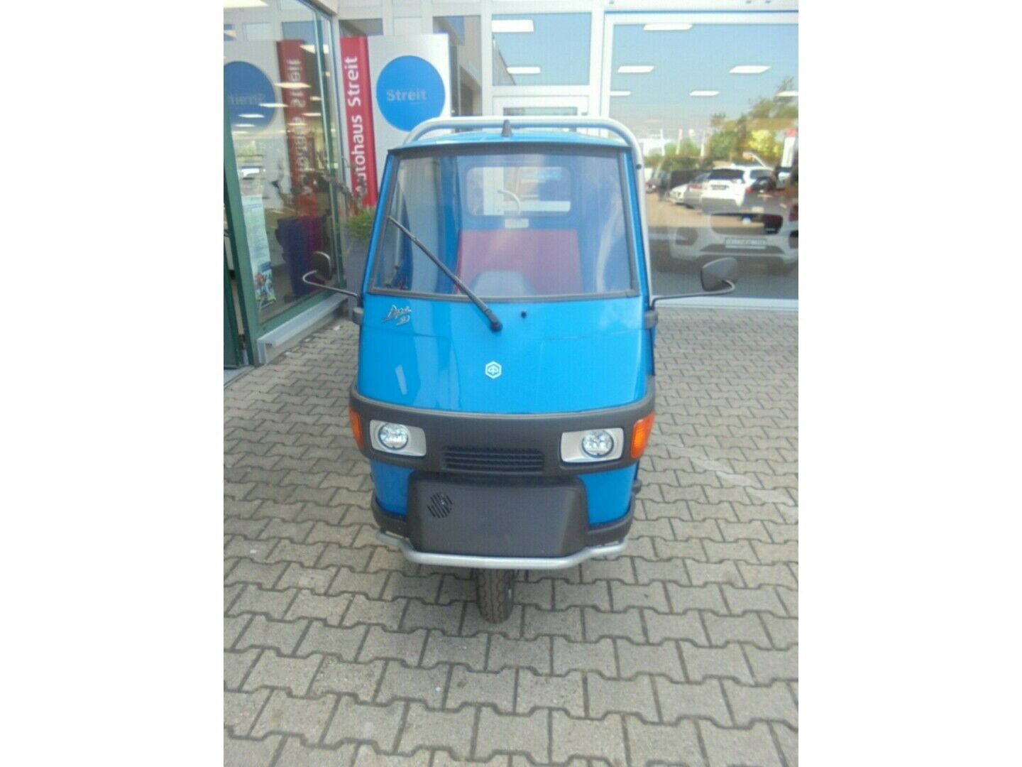 Fahrzeugabbildung Piaggio Ape 50 Cross Blau,Lieferung in ganz Deutschland