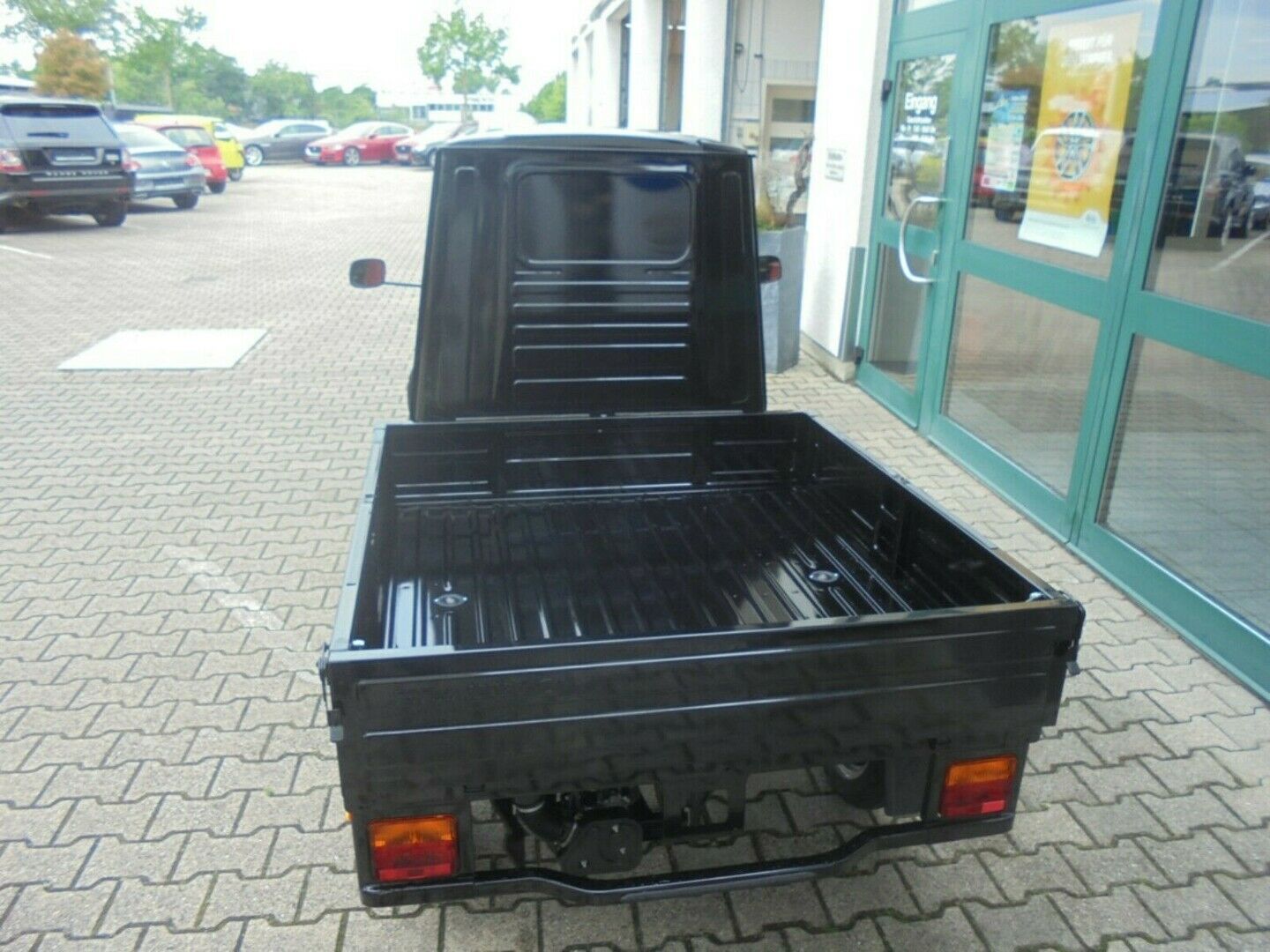 Fahrzeugabbildung Piaggio Ape 50 Pritsche stahl Schwarz, auch als 25kmh er