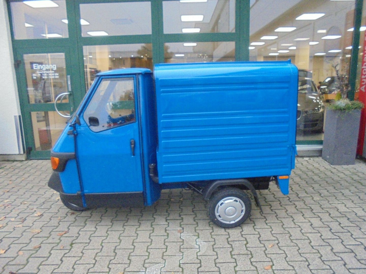 Fahrzeugabbildung Piaggio Ape 50 Kasten blau, auch als 25kmh erhältlich*