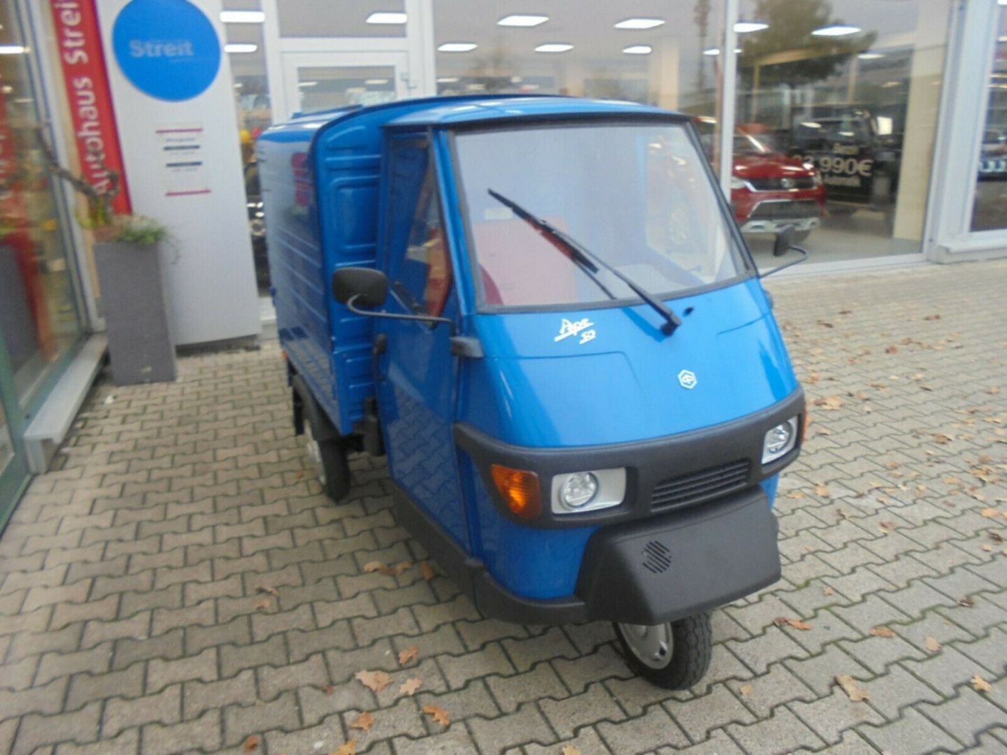 Fahrzeugabbildung Piaggio Ape 50 Kasten blau, auch als 25kmh erhältlich*