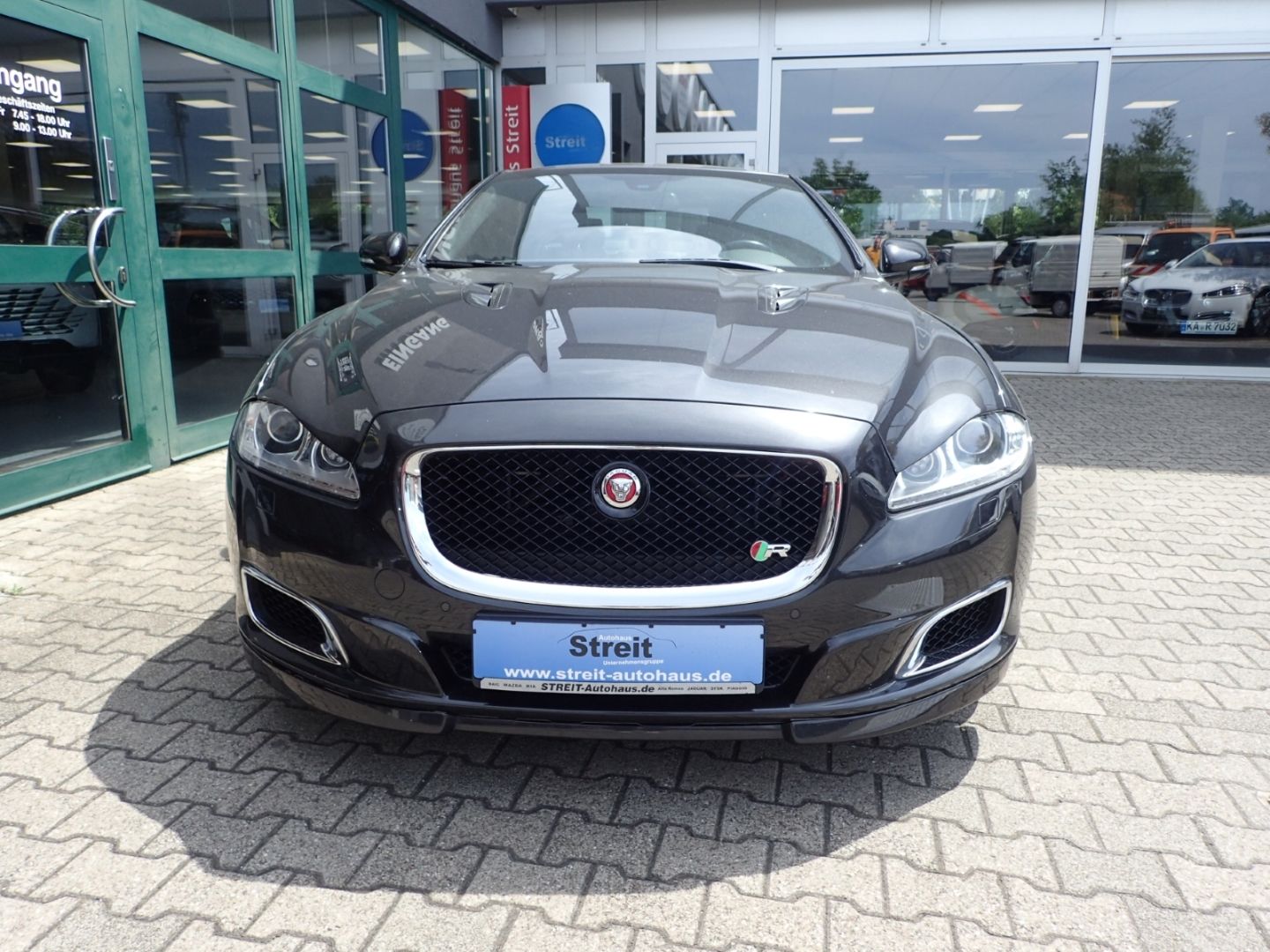 Fahrzeugabbildung Jaguar XJR 5.0 V8 Kompr. ACC Klimasitze Memory Sitze Bi