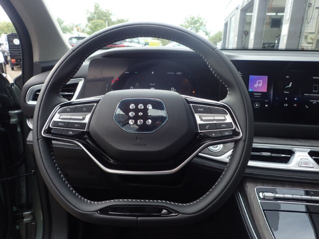 Fahrzeugabbildung DFSK Fengon E5 PHEV El. Panodach digitales Cockpit So