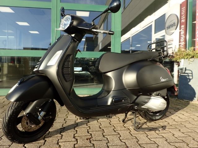 Fahrzeugabbildung Vespa GTS 300 Notte