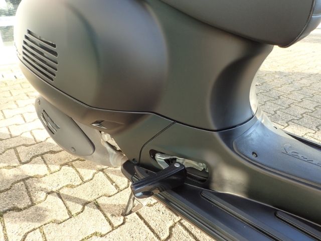 Fahrzeugabbildung Vespa GTS 300 Notte