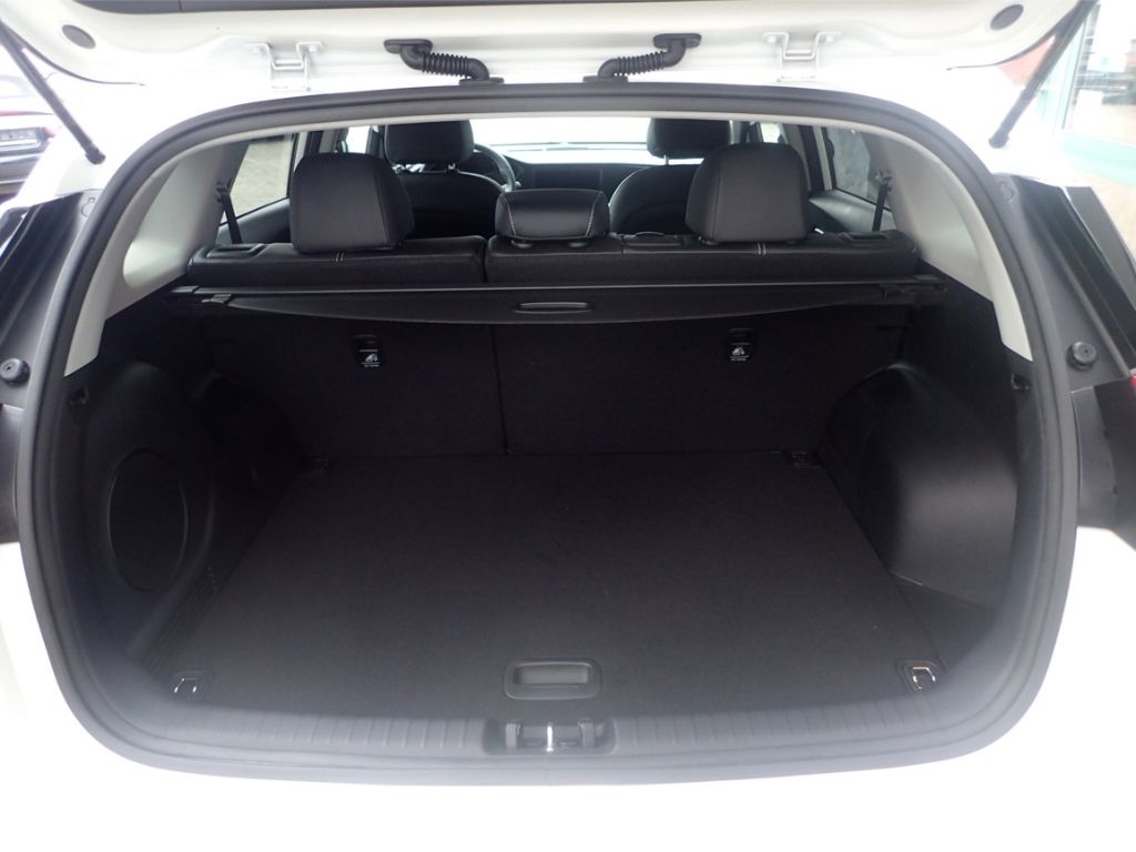 Fahrzeugabbildung Kia Niro e-Spirit 3-Phasen On Board Charger, Technik