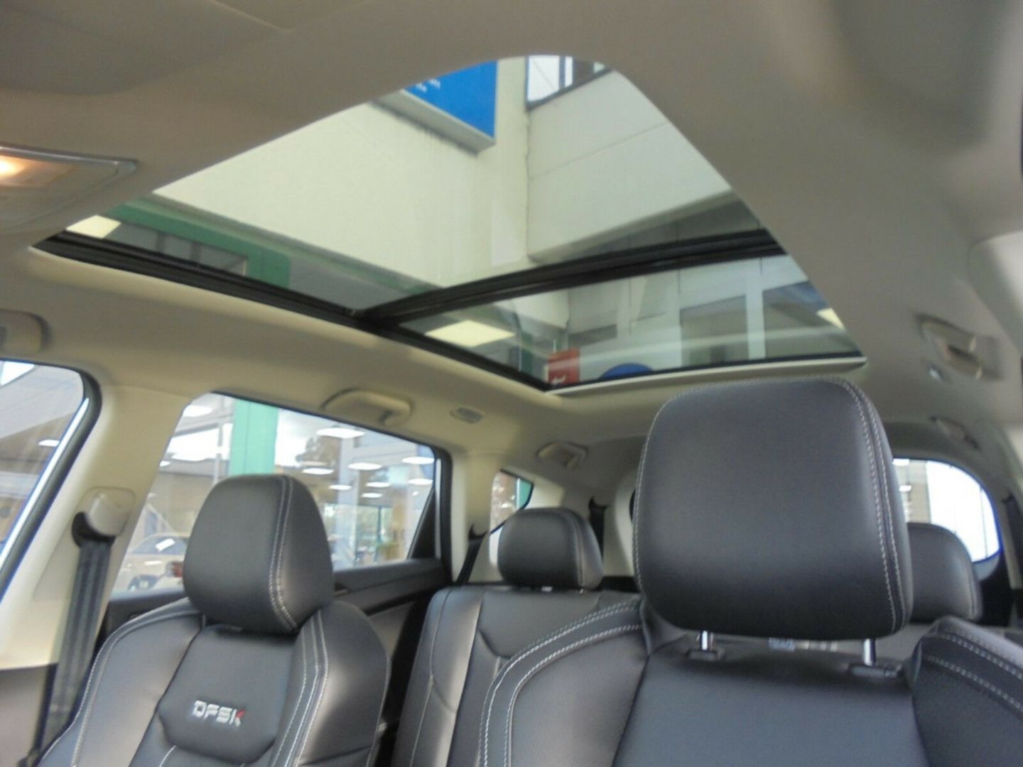 Fahrzeugabbildung DFSK Fengon 580 Glory Intelligent 7Sitzer,360 Kam.Nav
