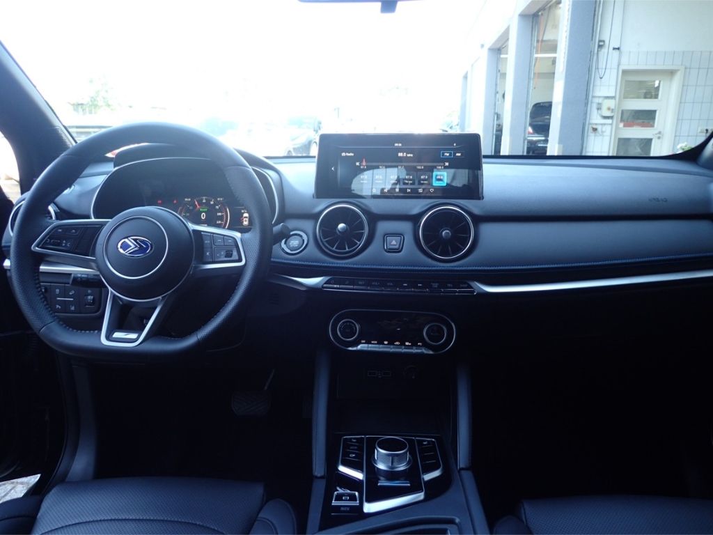 Fahrzeugabbildung Seres SF 3 ELEKTRO* Luxury 3Phasig Navi 360 Cam SHZ Ke