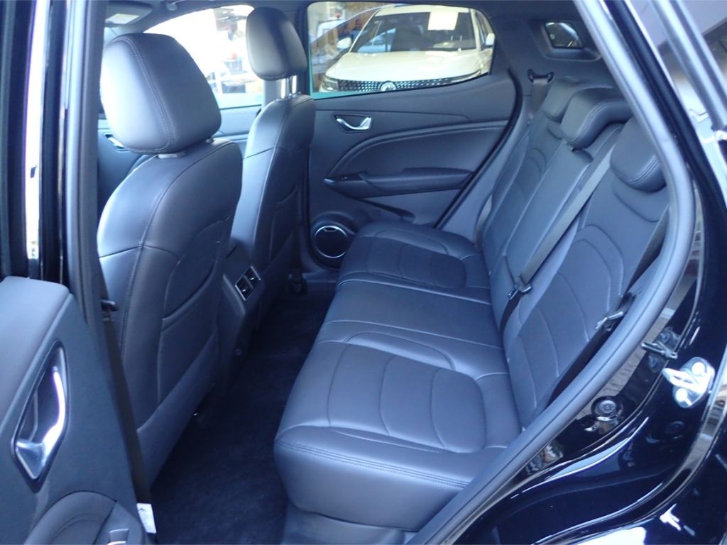 Fahrzeugabbildung Seres SF 3 ELEKTRO* Luxury 3Phasig Navi 360 Cam SHZ Ke