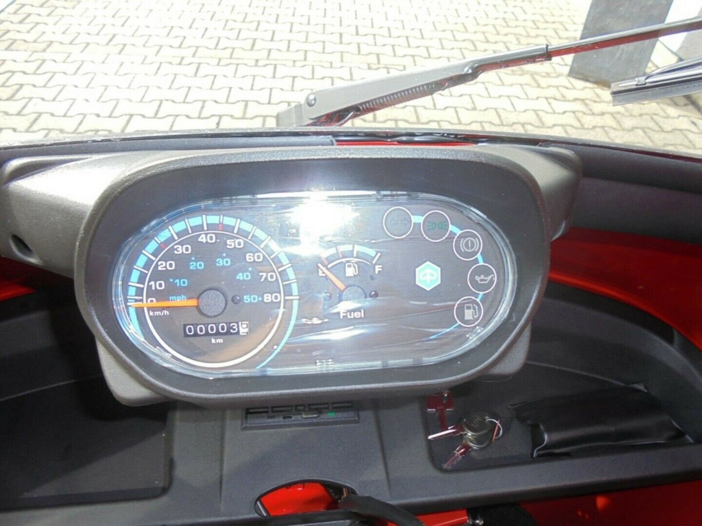 Fahrzeugabbildung Piaggio Ape 50 Kasten rot, auch als 25kmh erhältlich*