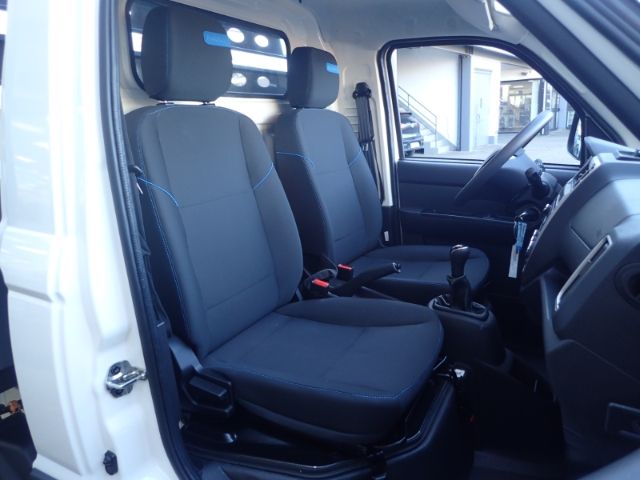 Fahrzeugabbildung Piaggio Porter NP6 3-Seitenkipper SW 265 LPG SR HDTOP-Pa