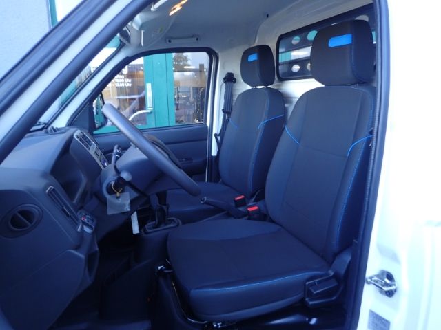 Fahrzeugabbildung Piaggio Porter NP6 3-Seitenkipper SW 265 LPG SR HDTOP-Pa