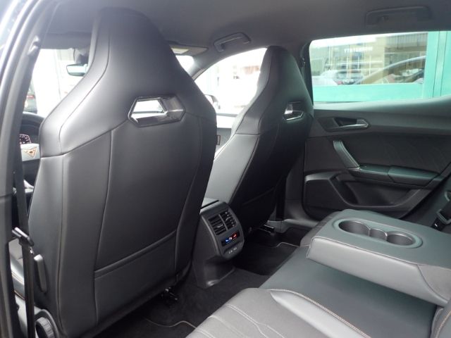Fahrzeugabbildung CUPRA Leon VZ 2.0 TSI Navi ACC Apple CarPlay Digitales