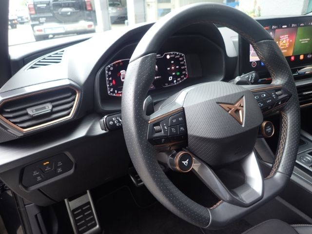 Fahrzeugabbildung CUPRA Leon VZ 2.0 TSI Navi ACC Apple CarPlay Digitales
