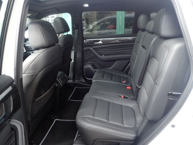Fahrzeugabbildung DFSK Fengon 7 2.0 GDI 4x4 2,5t AHlast Navi PanoD 7Sit