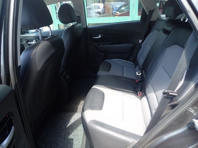 Fahrzeugabbildung Kia Sportage Vision 1.6 T-GDI 18''Borbet LM-Felgen R