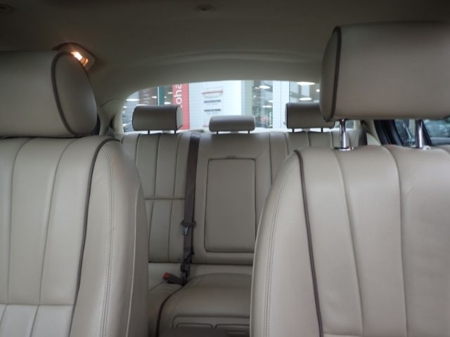 Fahrzeugabbildung Jaguar S-Type 4.2 V8 Executive Memory Sitze SHZ PDCv+h