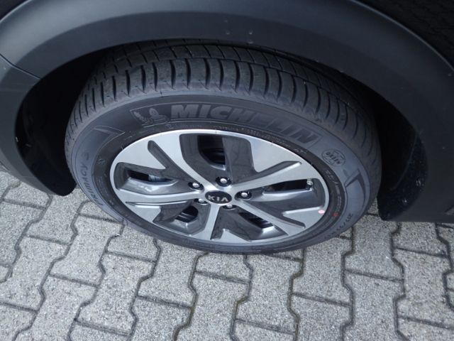 Fahrzeugabbildung Kia Niro e- Spirit ACC Leder Totwinkel JBL Klimasitz