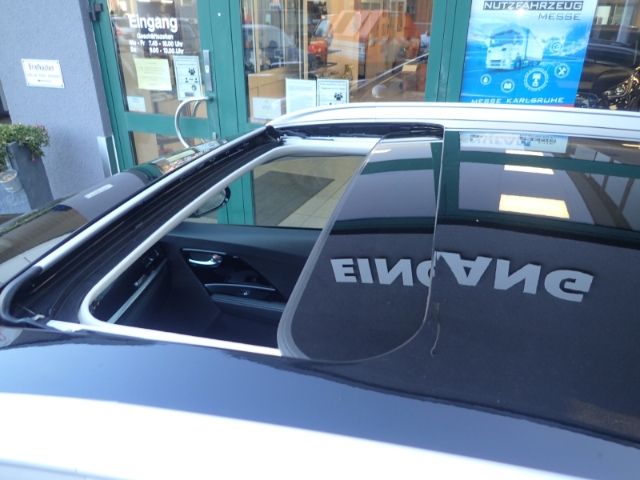 Fahrzeugabbildung Kia Niro e- Spirit ACC Leder Totwinkel JBL Klimasitz