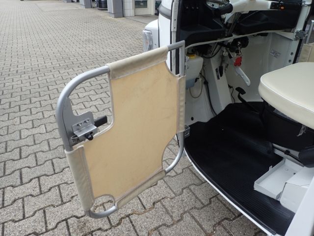 Fahrzeugabbildung Piaggio Ape Calessino 200 wenig Kilometer